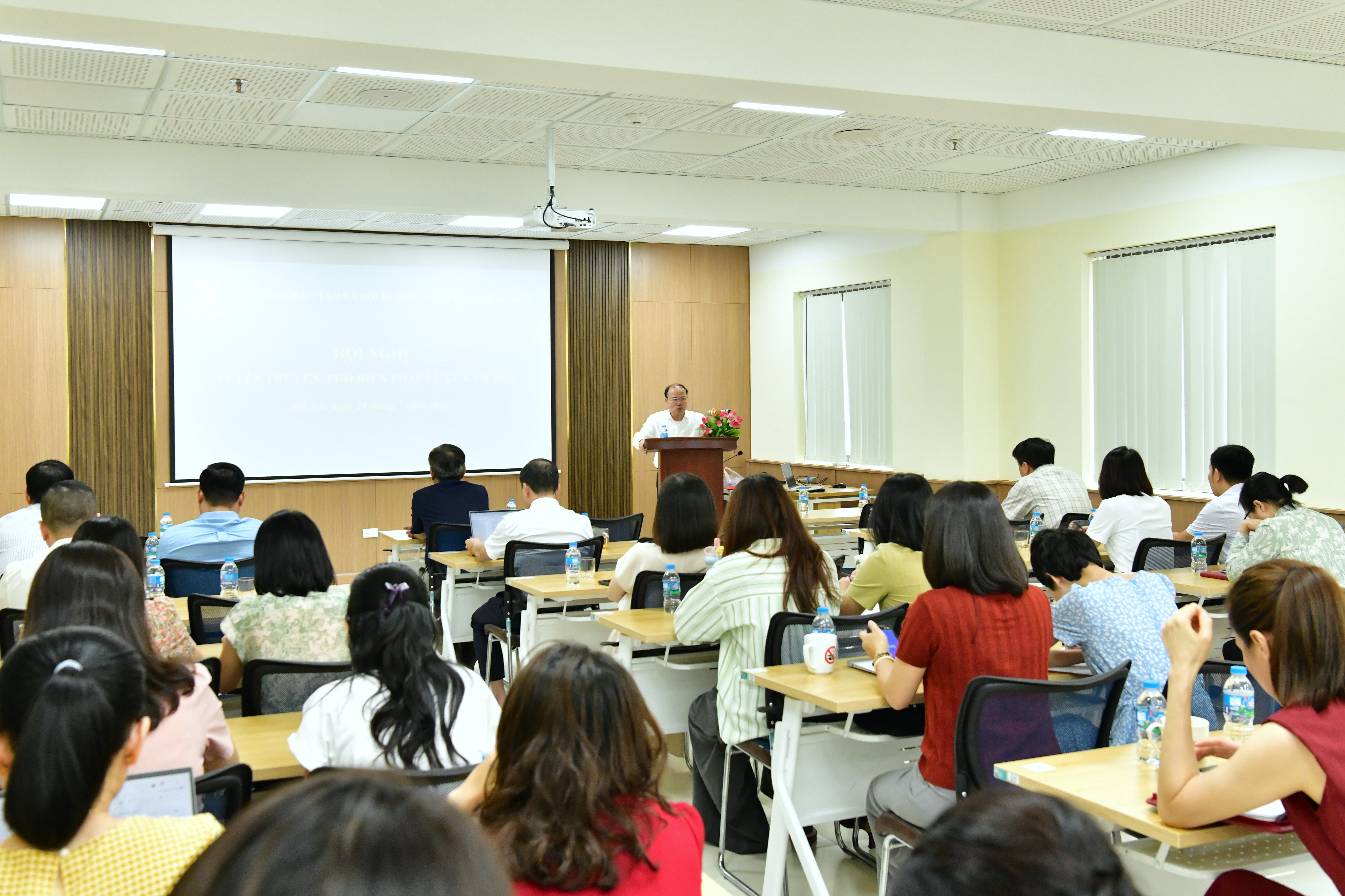 Tiết kiệm, phòng, chống tham nhũng, lãng phí trong thực hiện nhiệm vụ hằng ngày